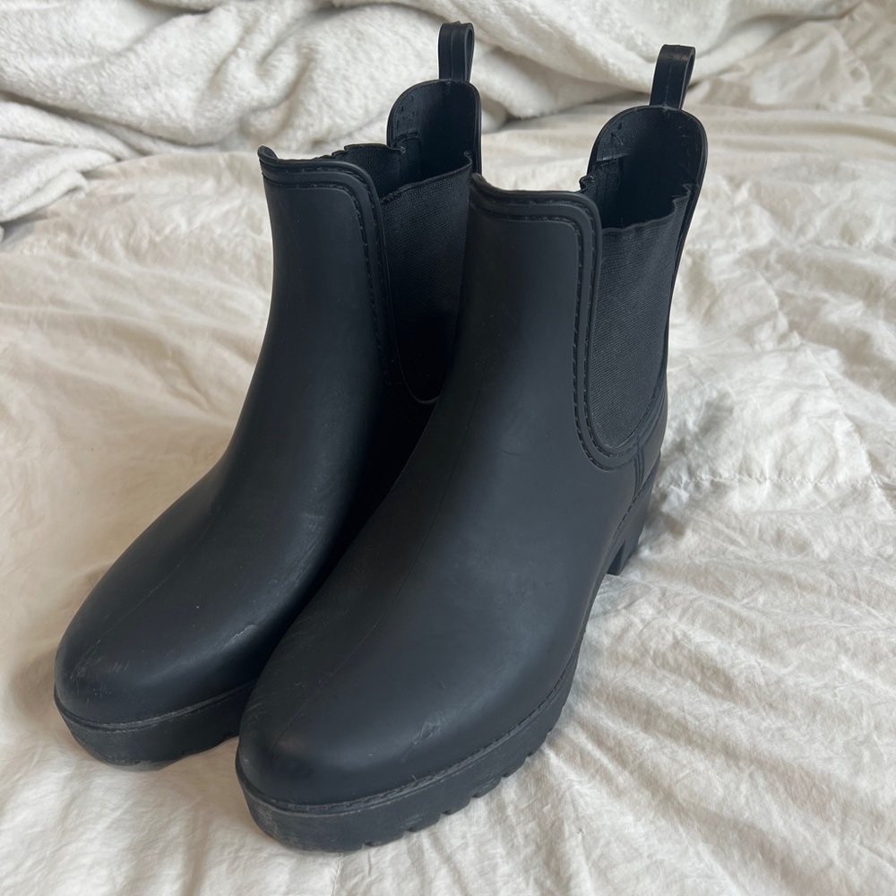 Cloudy Waterproof Chelsea Rain Boot